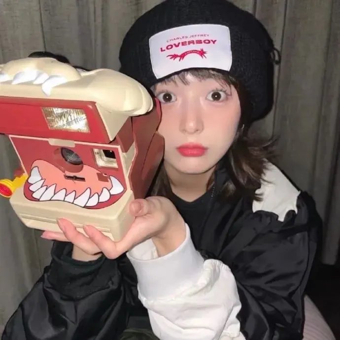 七个毕业生